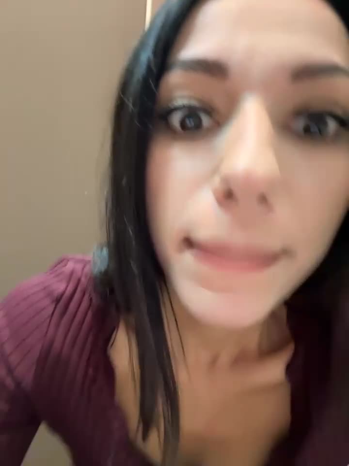 _MiaQueen_