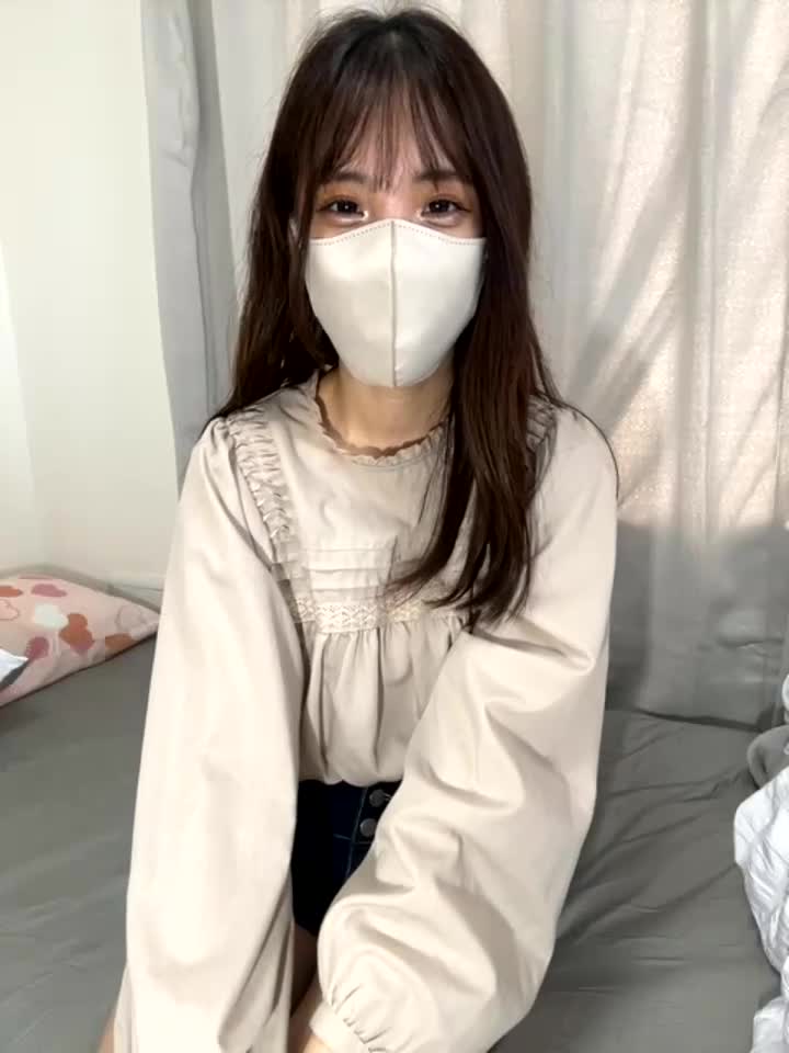 riri__nyan_o0 cam recording