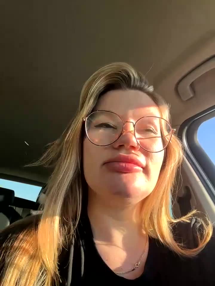 justmilaa cam recording