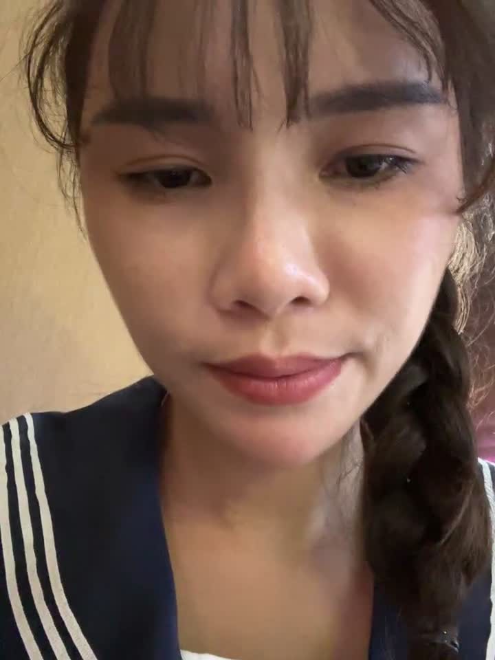 Adora188 - Stripchat webcam show • Wednesday, September 3, 2025 #FootFetish #Blowjob #Facial